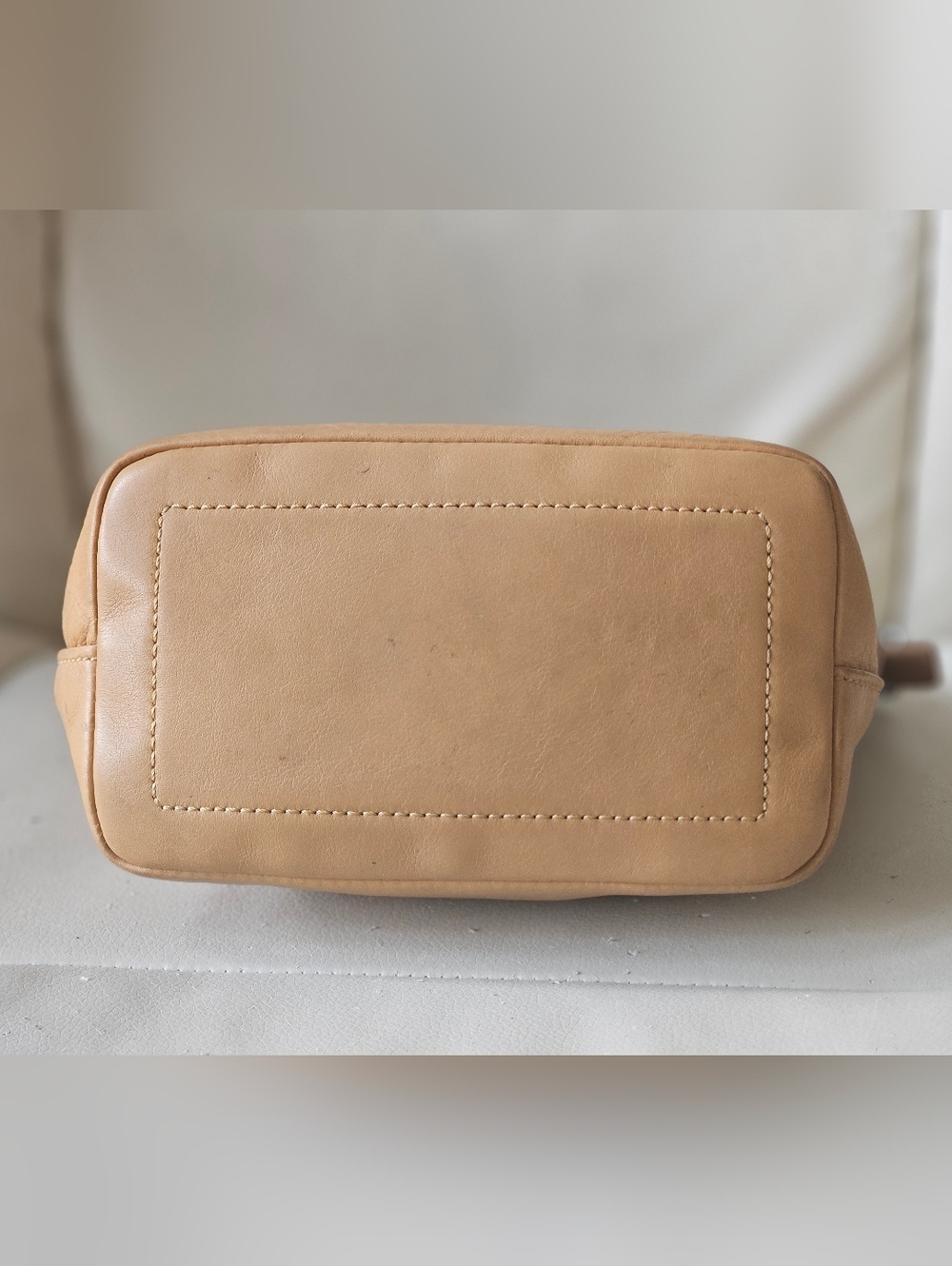 Vintage Coach Tan Leather Shoulder Hobo Bag - Picture 11 of 16